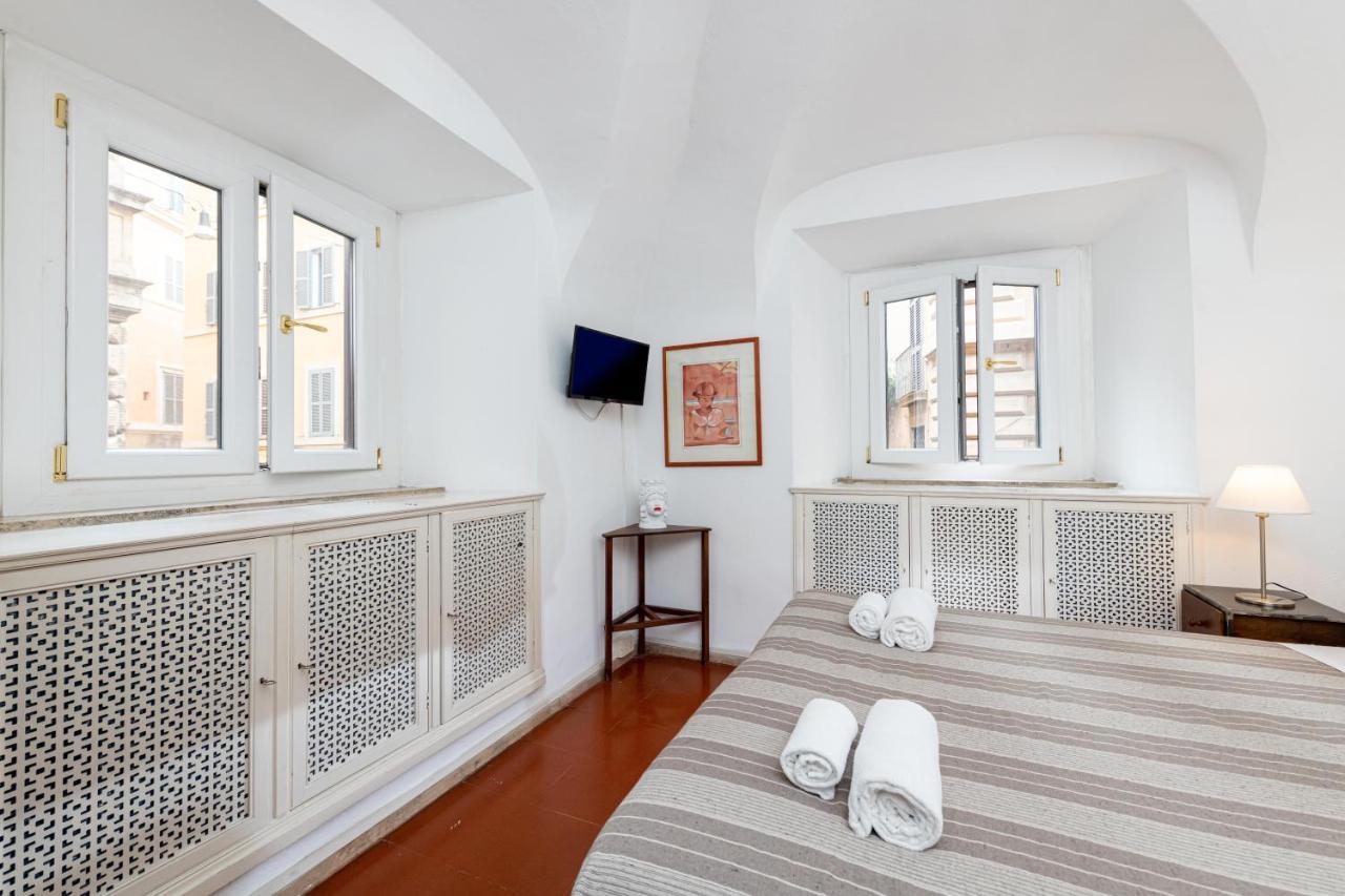 Arco In Pantheon Apartments روما المظهر الخارجي الصورة